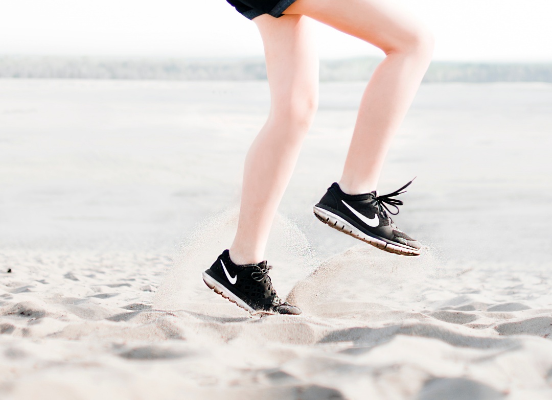 脚　むくみ　効く　運動　簡単　即効　美脚
